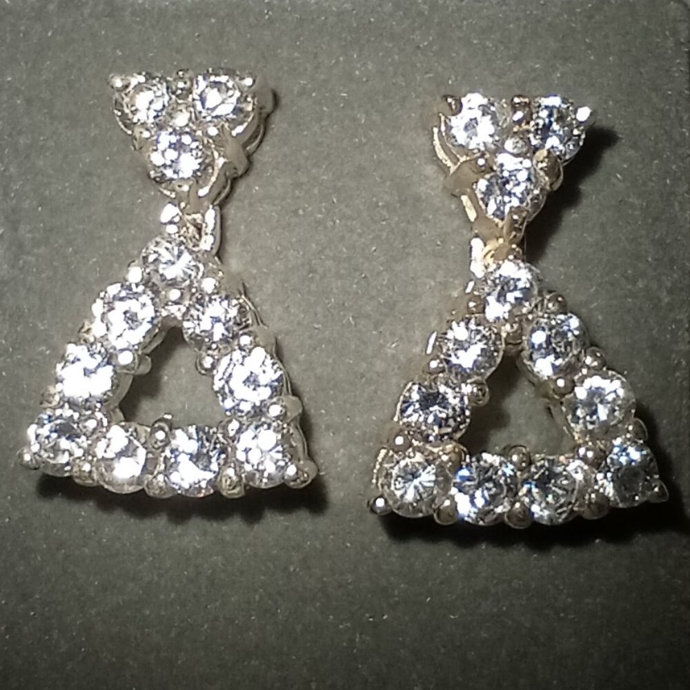 SPARKLING 3.60Ct White Sapphire Triangle Dangling Earrings in Sterling Silver